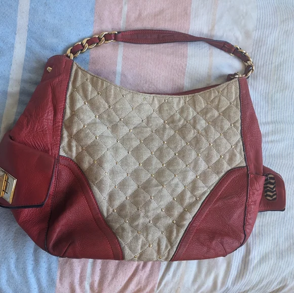 Juicy Couture Gold Metallic Erin Red Siren Shoulder Purse - Picture 2 of 10
